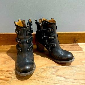 Freebird Becket size 9 in black wore once